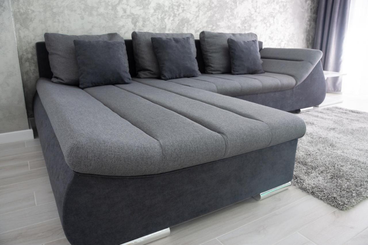 Gala Residence In Oradea Ngoại thất bức ảnh