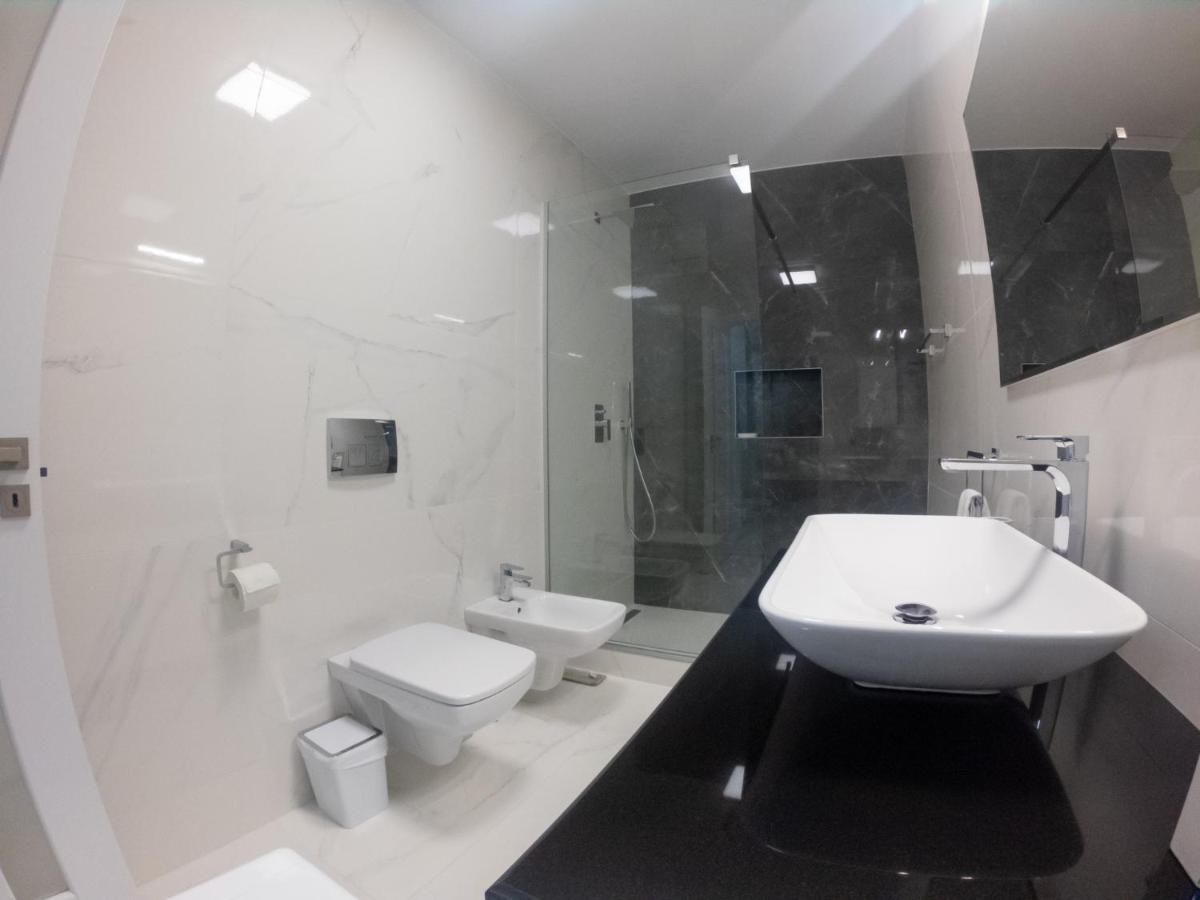 Gala Residence In Oradea Ngoại thất bức ảnh